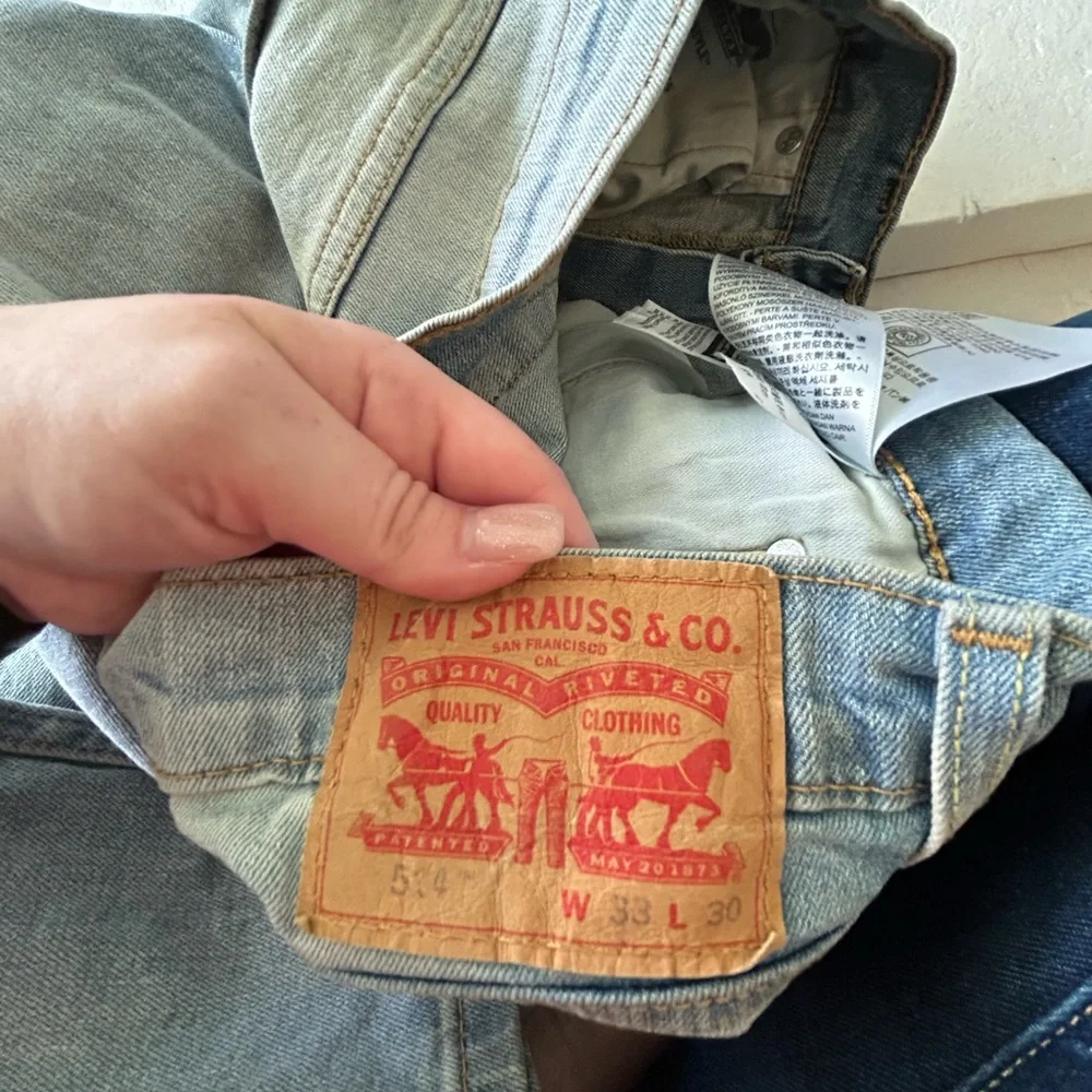 Levi’s light wash jeans 514
